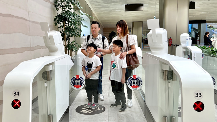 SAL_family_group