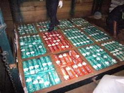 News_Releases_Cases_at_Checkpoints_Exhibits_in_floorboard_compartment News_Releases_Cases_at_Checkpoints_Exhibits_in_floorboard_compartment