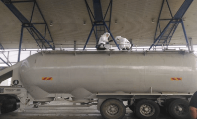 News_Releases_12_Apr_16_The_cement_bowser News_Releases_12_Apr_16_The_cement_bowser