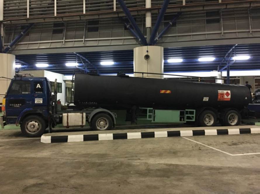 News_Releases_3Jun16_Photo_1_Truck_used_in_the_commission_of_offence