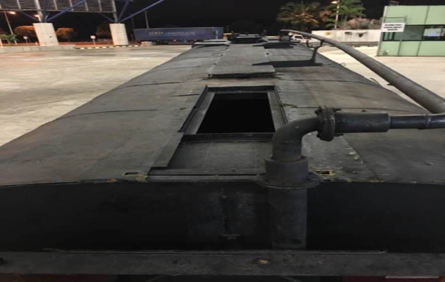 News_Releases_3Jun16_Photo_2_Opening_on_top_of_bowser_tank