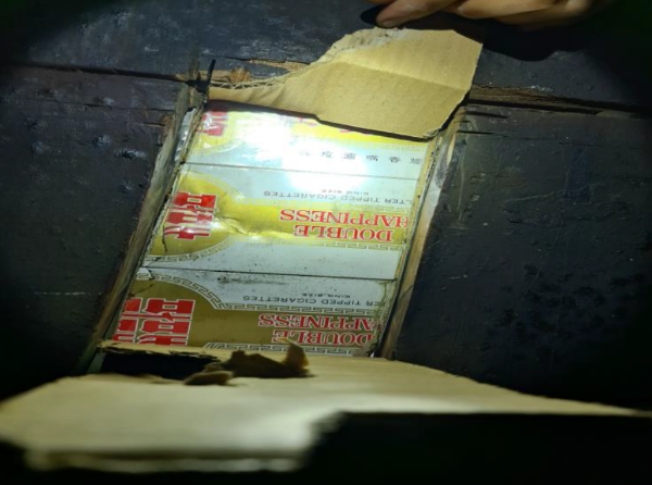 Duty-unpaid cigarettes were found hidden underneath the lorry bed. (Photo: ICA) Duty-unpaid cigarettes were found hidden underneath the lorry bed. (Photo: ICA)
