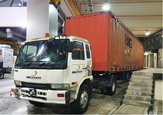 First lorry carrying duty-unpaid cigarettes detected at Tuas Checkpoint. Picture 1