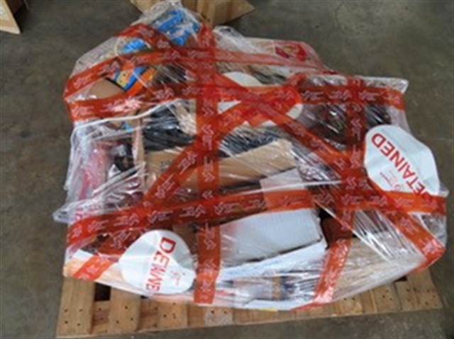 220912_01 A total of about 36kg of illegally imported food products were detected