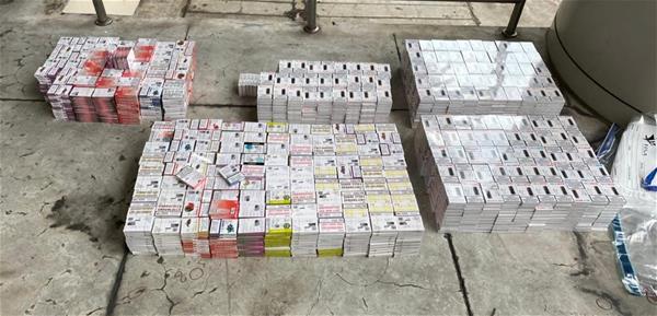 Photographs of E-vaporisers and Related Components Seized